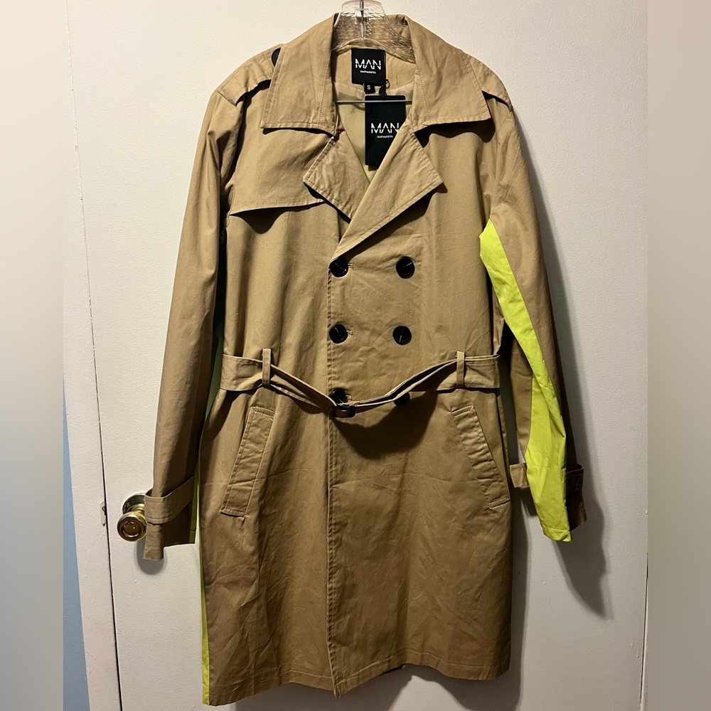 BoohooMAN Trench Coat (two-toned)